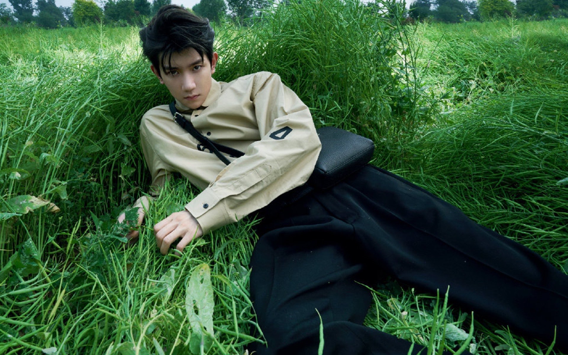 中国篮球赛事与校园社团活动的深度融合策略，关于篮球社团